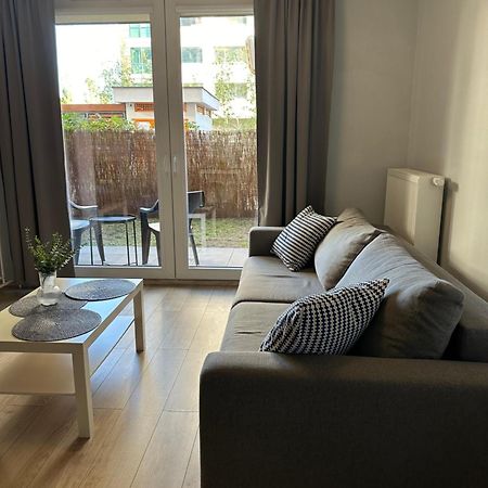 Cosy Apartment Near To The Chopin'S Airport Cybernetyki 2C Варшава Екстер'єр фото