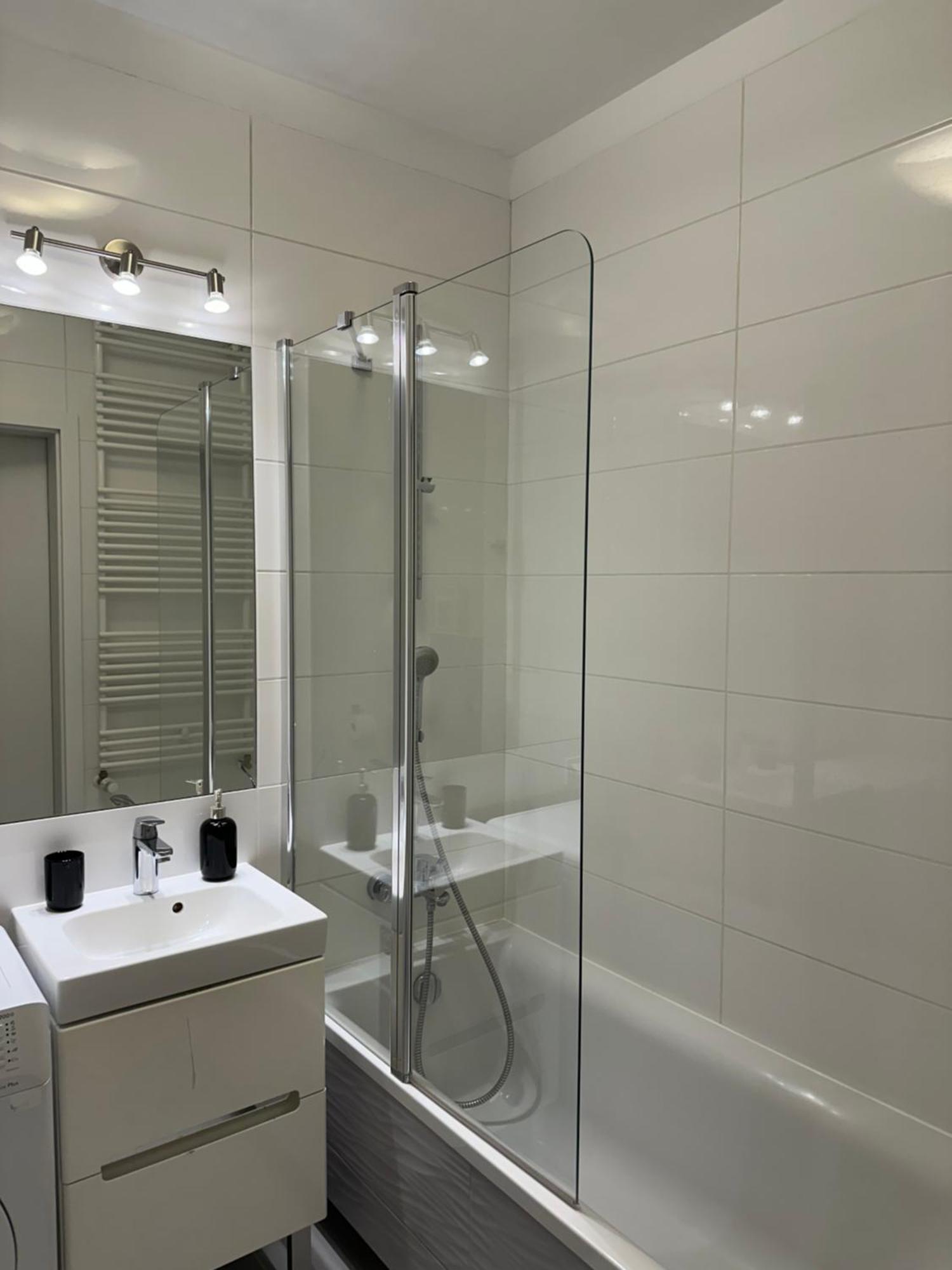 Cosy Apartment Near To The Chopin'S Airport Cybernetyki 2C Варшава Екстер'єр фото